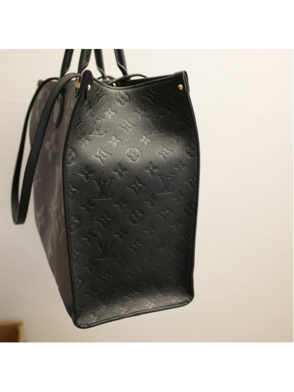 Louis Vuitton OntheGo GM Black Empreinte - Picture 9 of 16